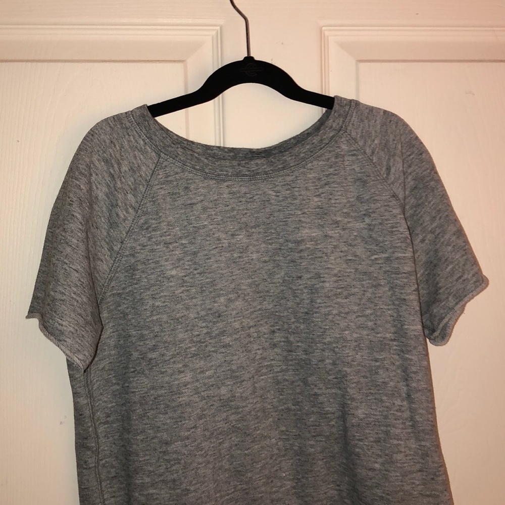 Levi’s gray shirt
